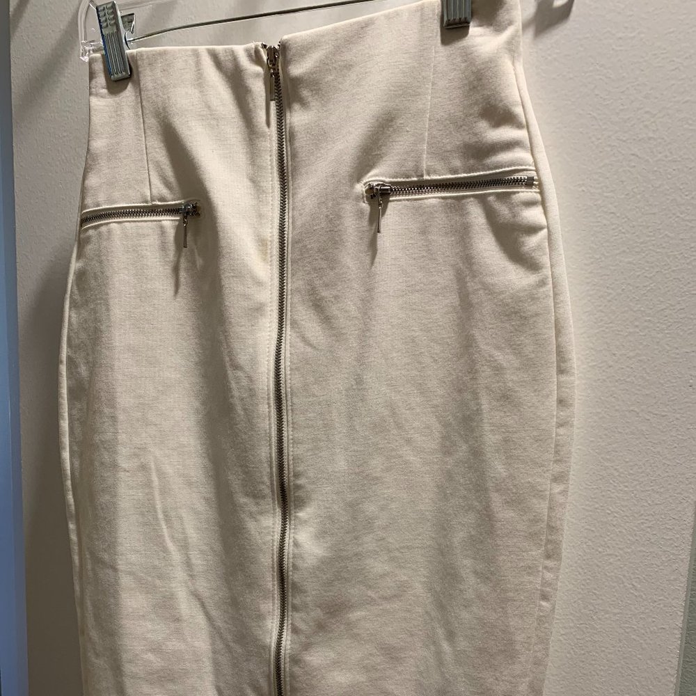 White Jennifer Lopez Skirt Size 2